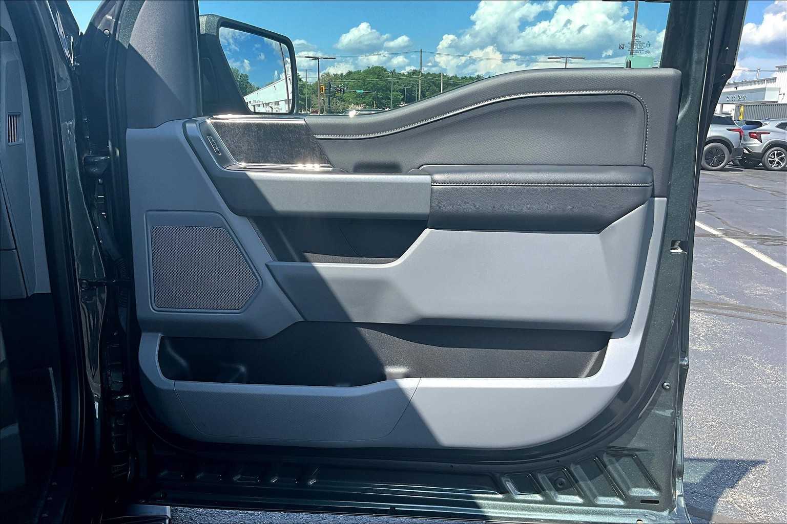 2021 Ford F-150 XLT - Photo 12