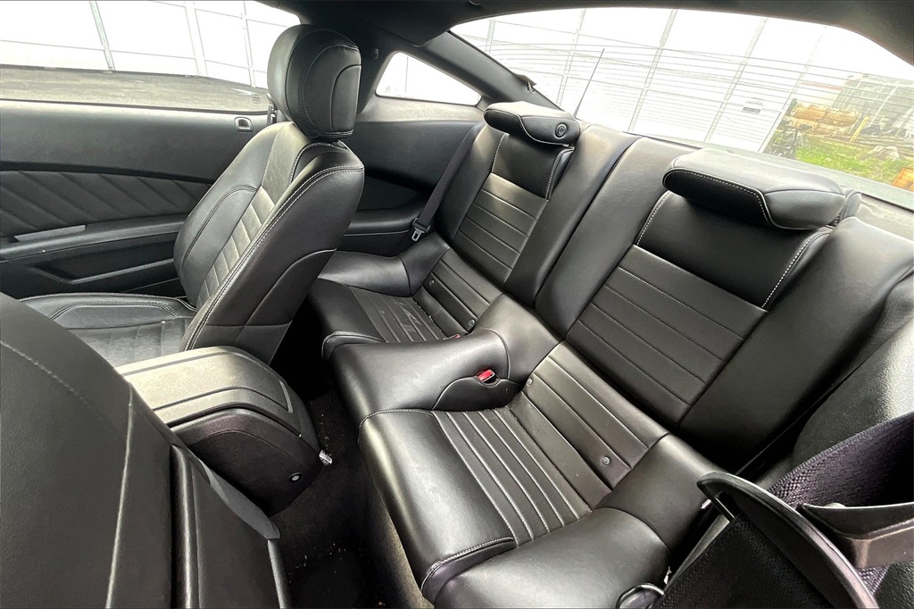 2014 Ford Mustang V6 Premium - Photo 15