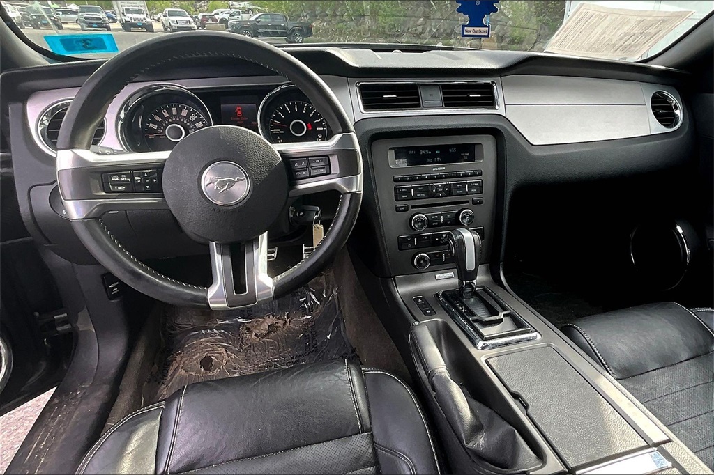 2014 Ford Mustang V6 Premium - Photo 20