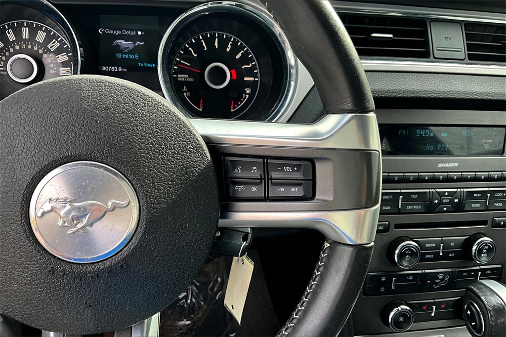 2014 Ford Mustang V6 Premium - Photo 22