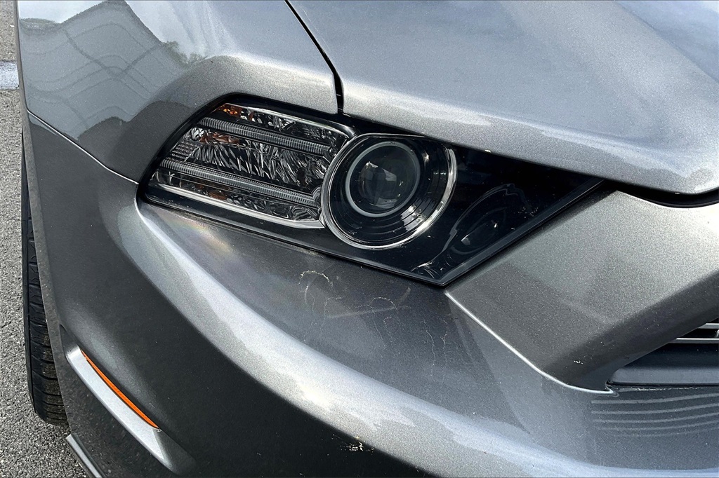 2014 Ford Mustang V6 Premium - Photo 27