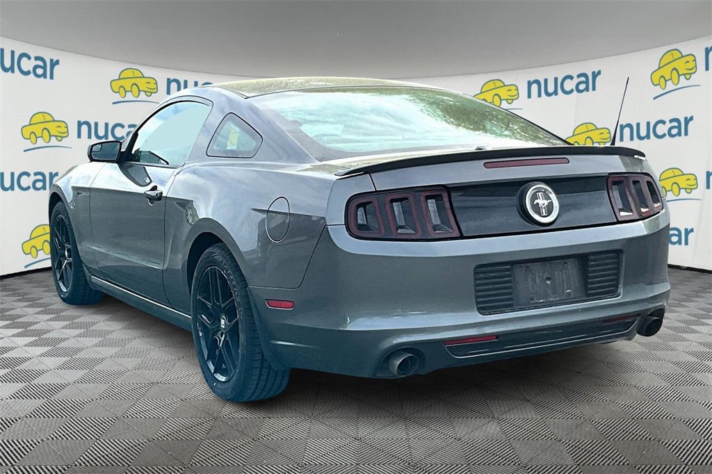 2014 Ford Mustang V6 Premium - Photo 4