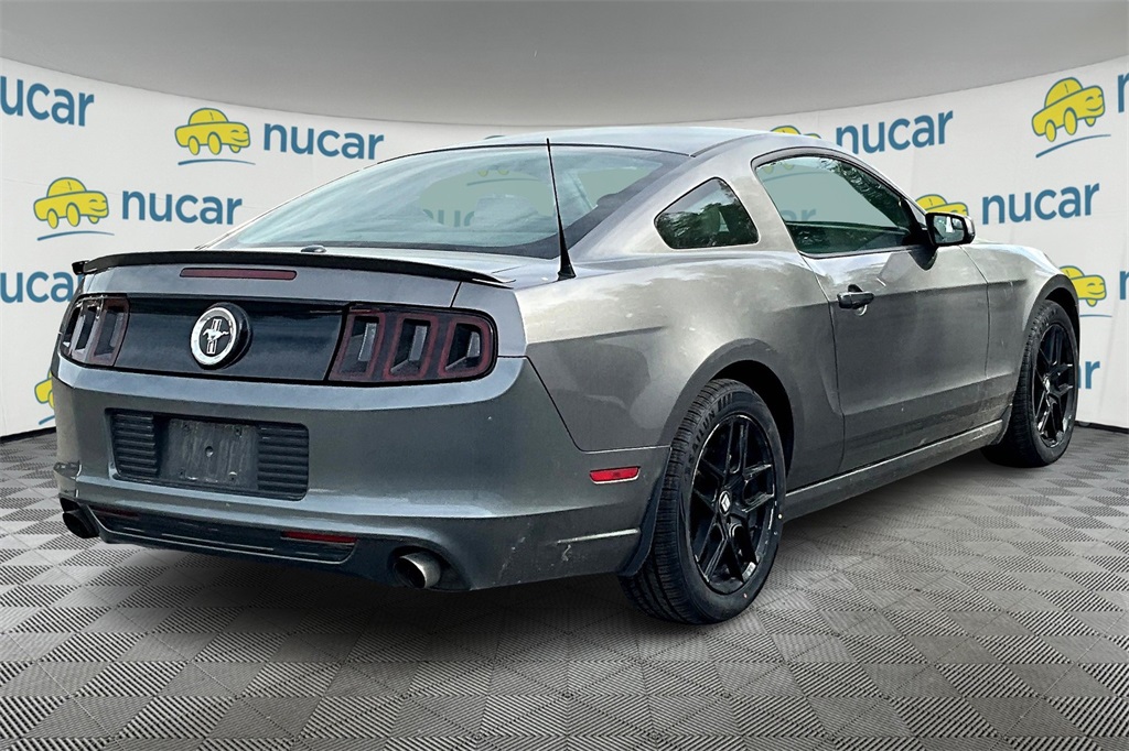 2014 Ford Mustang V6 Premium - Photo 6