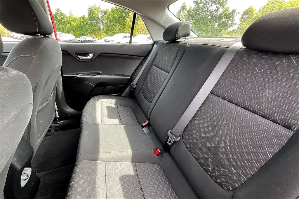 2022 Kia Rio S - Photo 14