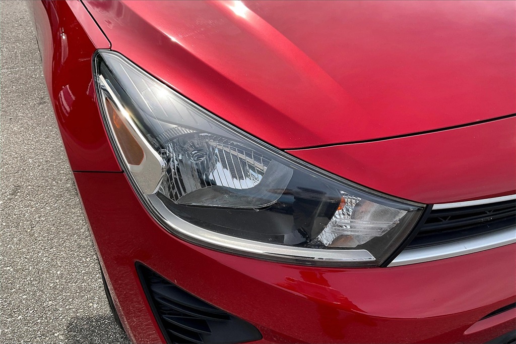 2022 Kia Rio S - Photo 28