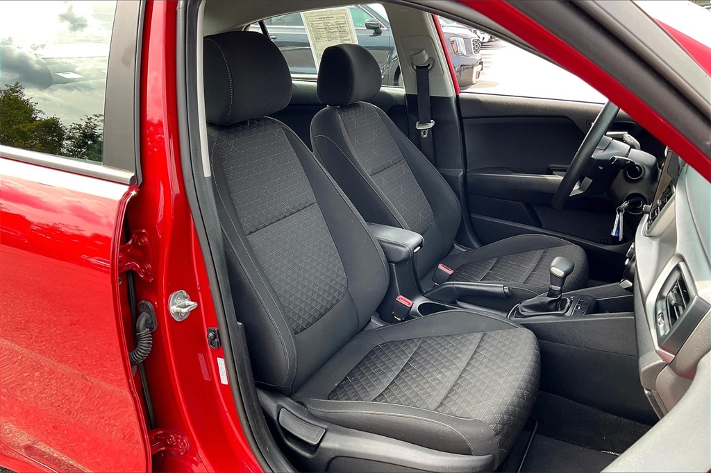 2022 Kia Rio S - Photo 10