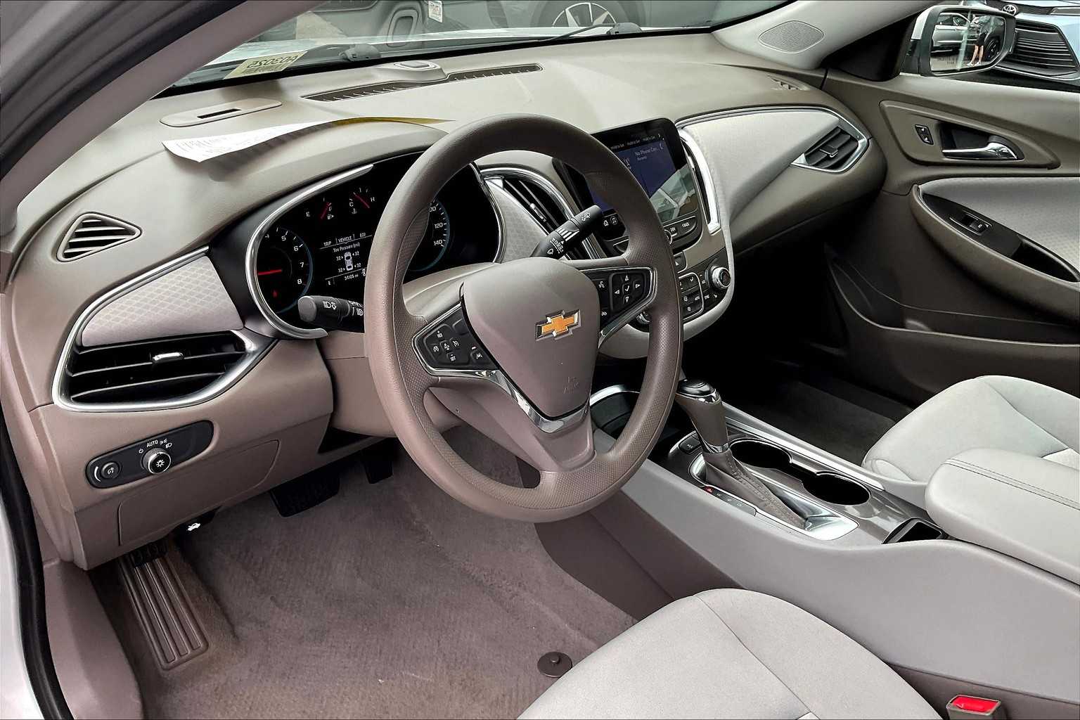2020 Chevrolet Malibu LT - Photo 8
