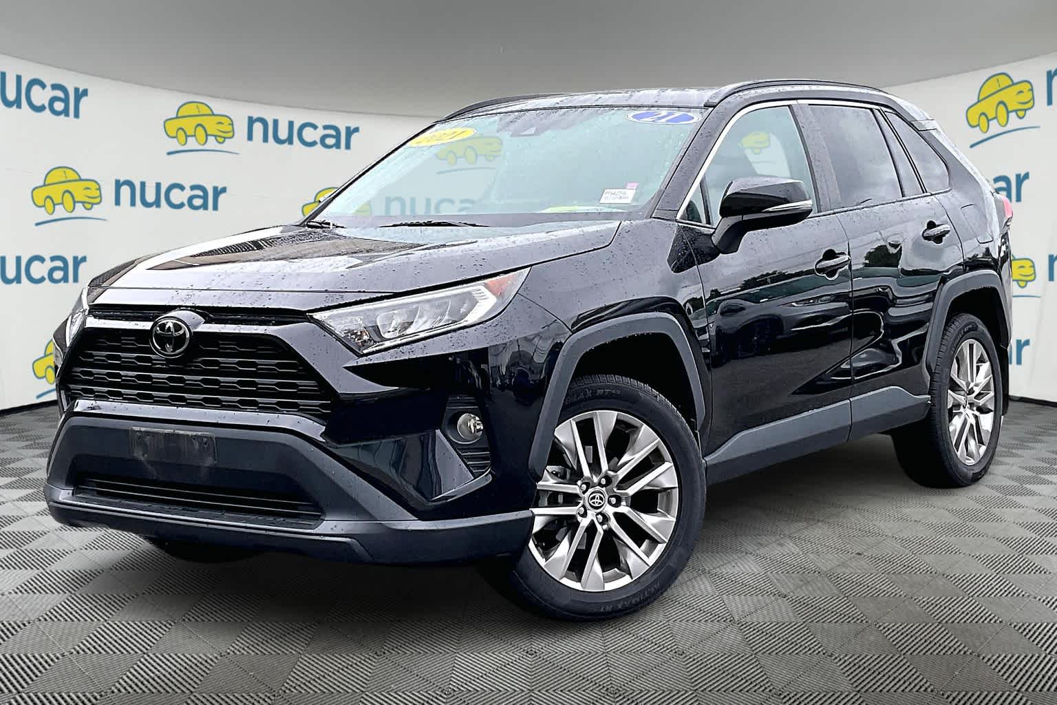 2021 Toyota RAV4 XLE Premium - Photo 3