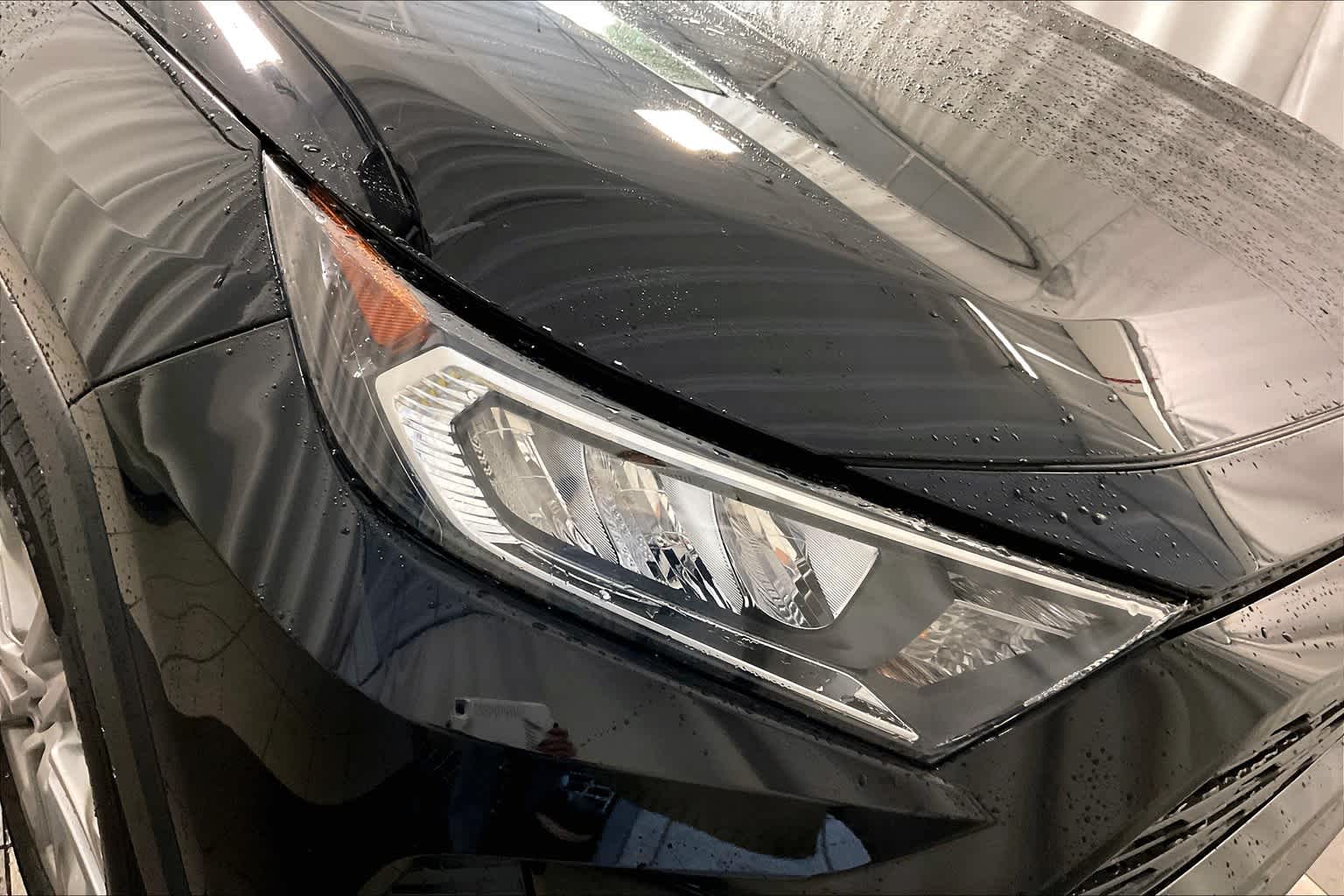 2021 Toyota RAV4 XLE Premium - Photo 33