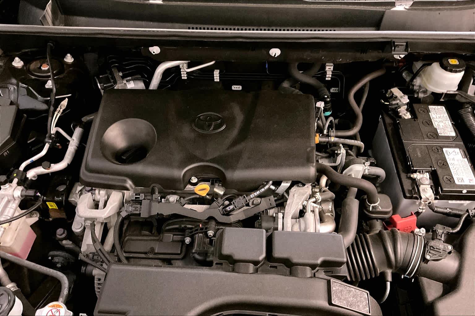 2021 Toyota RAV4 XLE Premium - Photo 35