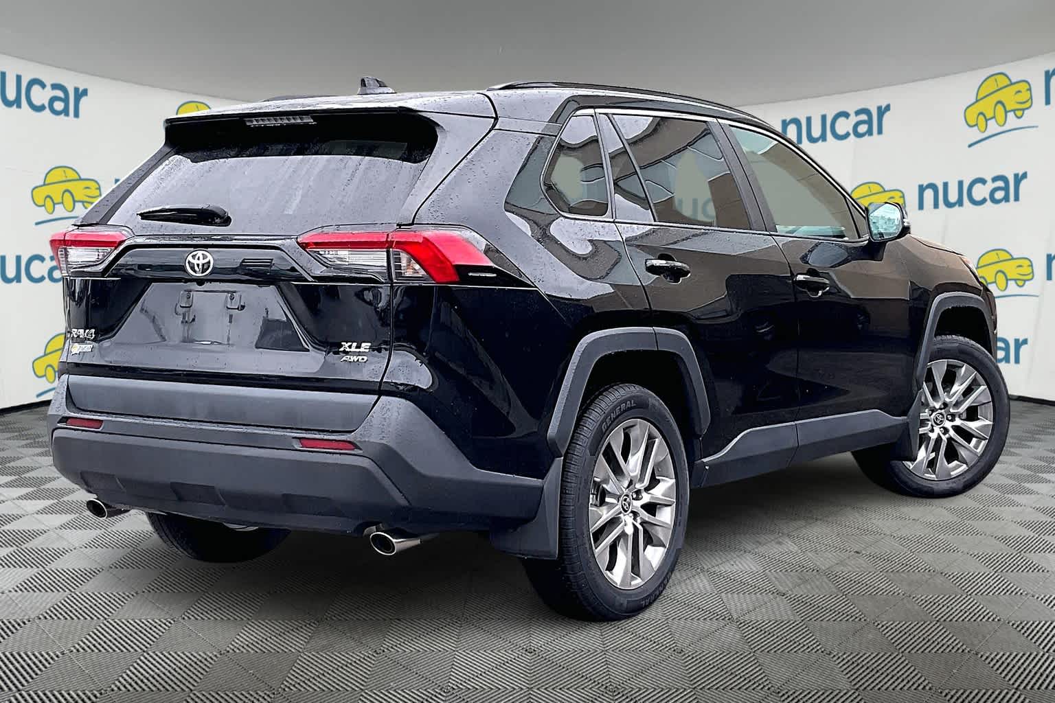 2021 Toyota RAV4 XLE Premium - Photo 6