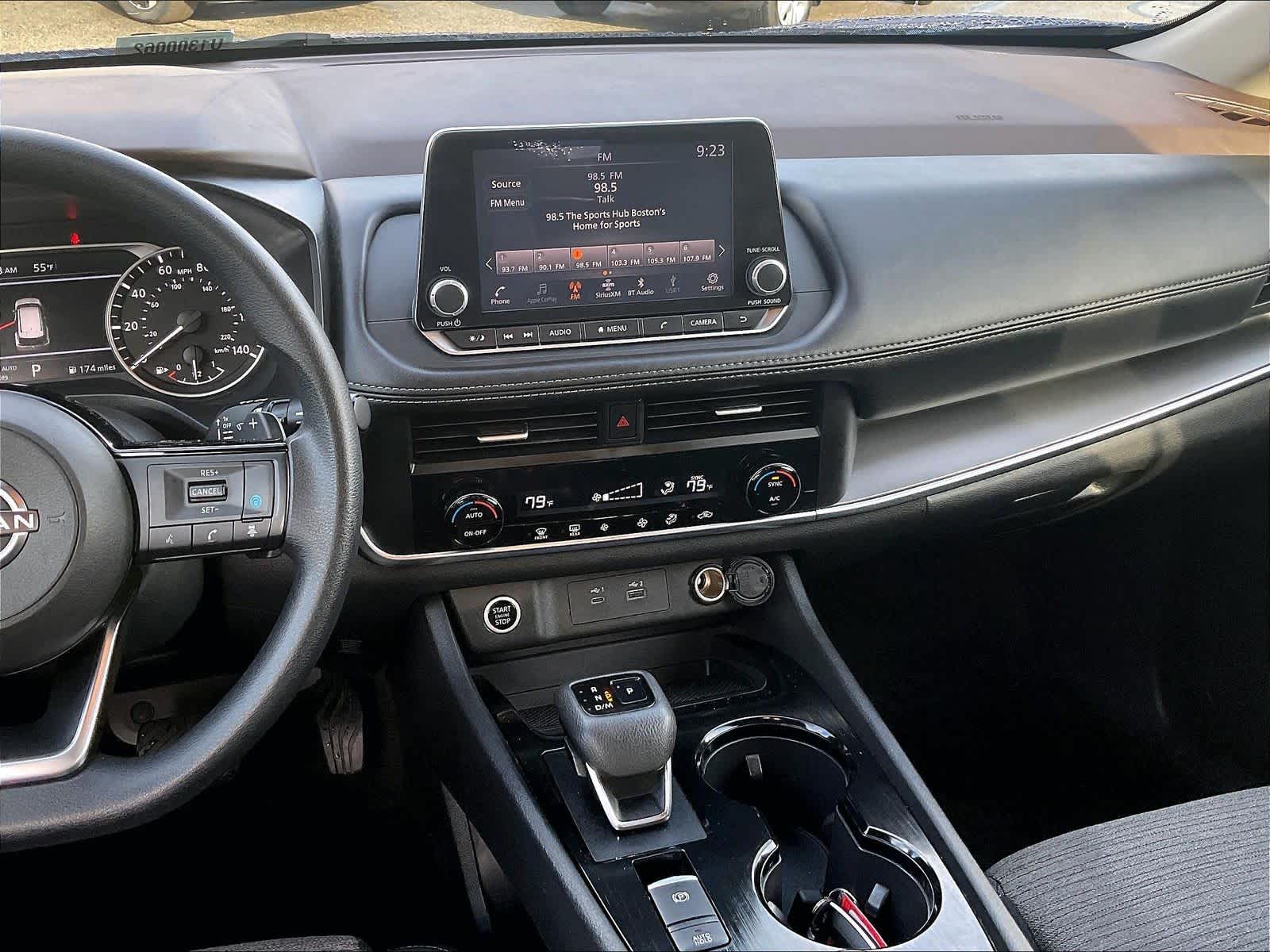 2023 Nissan Rogue SV - Photo 18