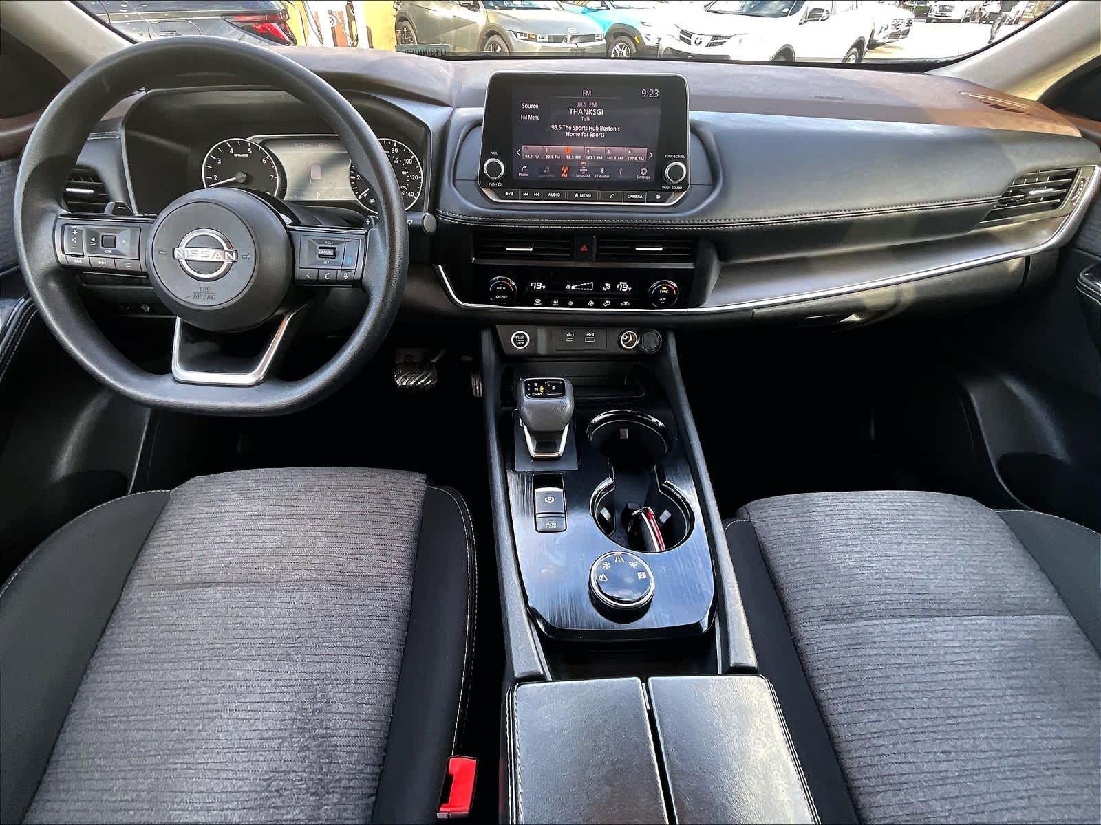 2023 Nissan Rogue SV - Photo 21