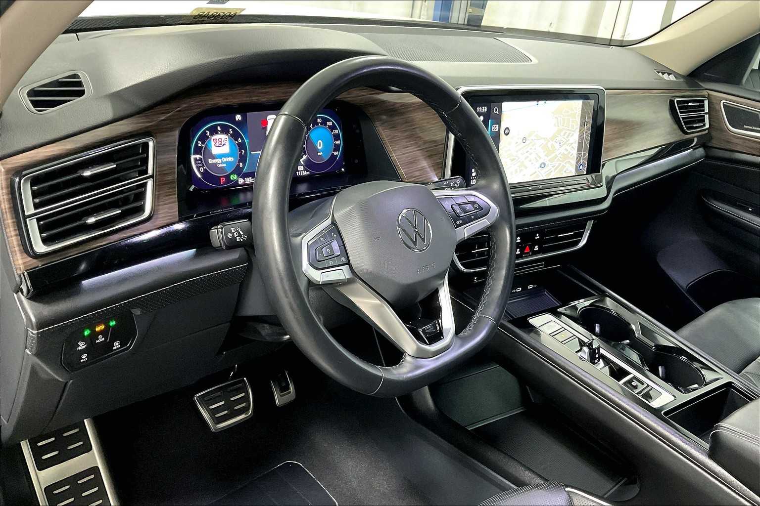 2024 Volkswagen Atlas 2.0T SEL Premium R-Line - Photo 8