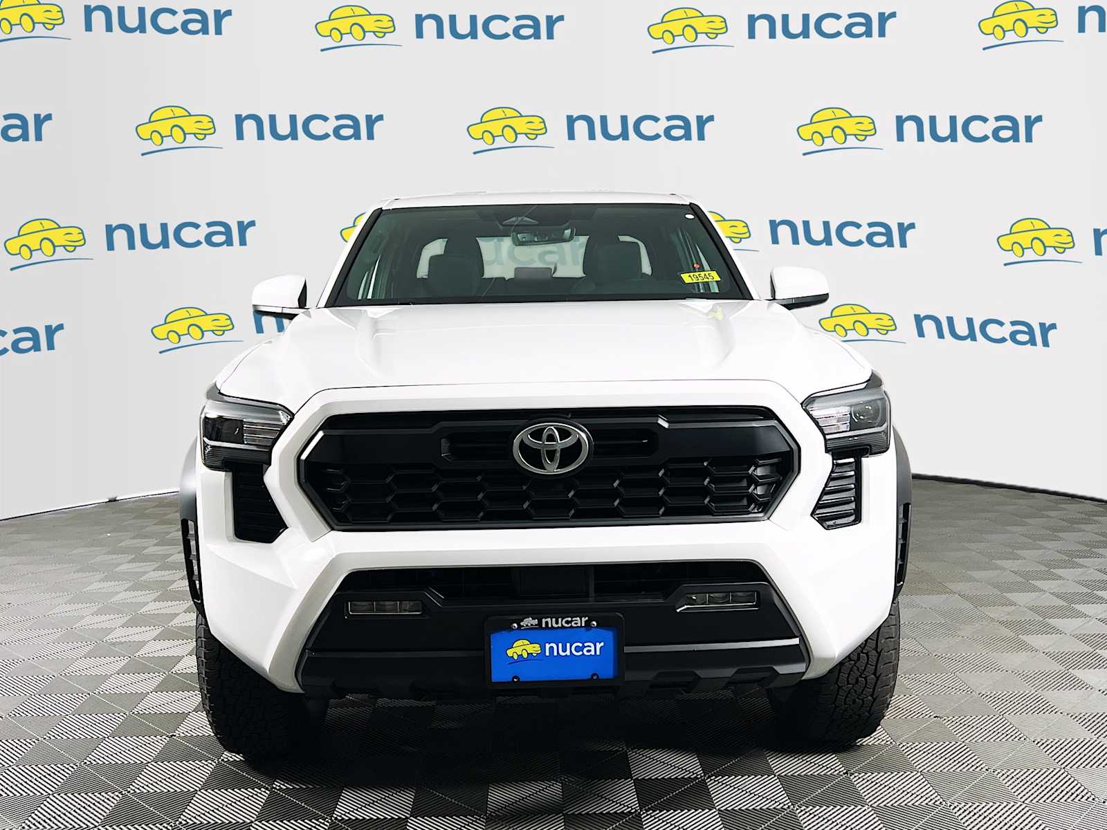 2025 Toyota Tacoma TRD Off Road - Photo 2