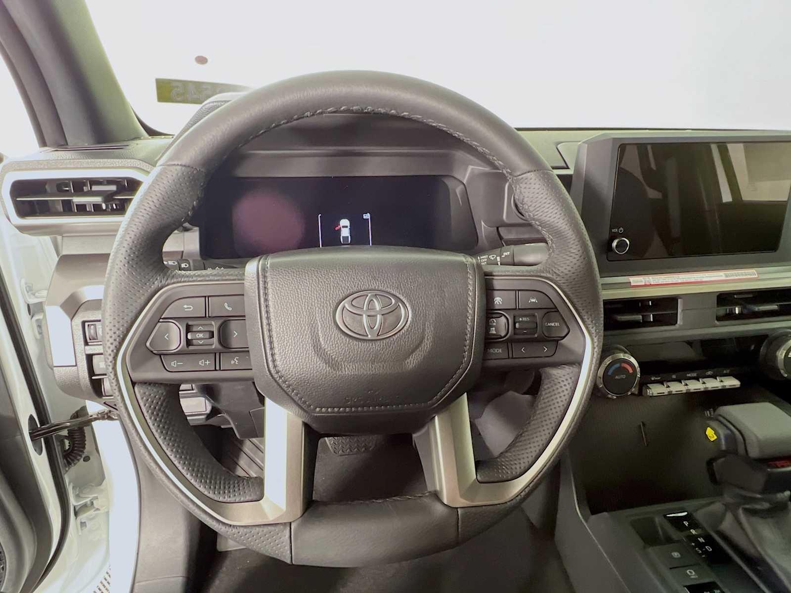 2025 Toyota Tacoma TRD Off Road - Photo 7