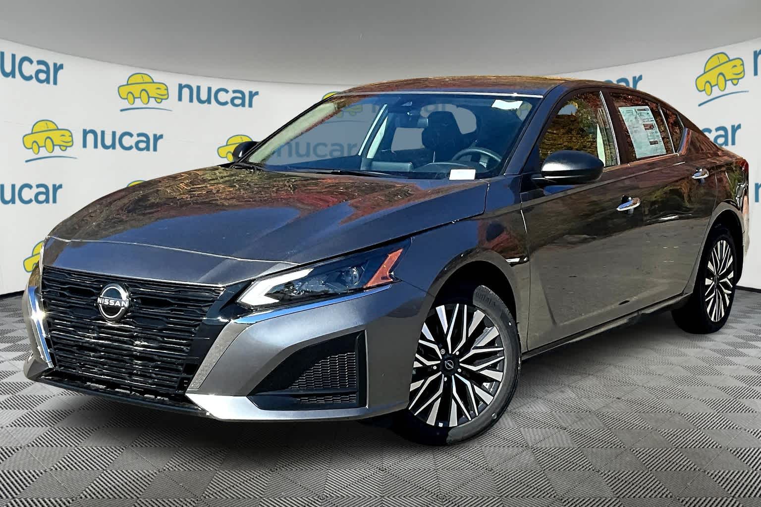 2024 Nissan Altima 2.5 SV - Photo 3