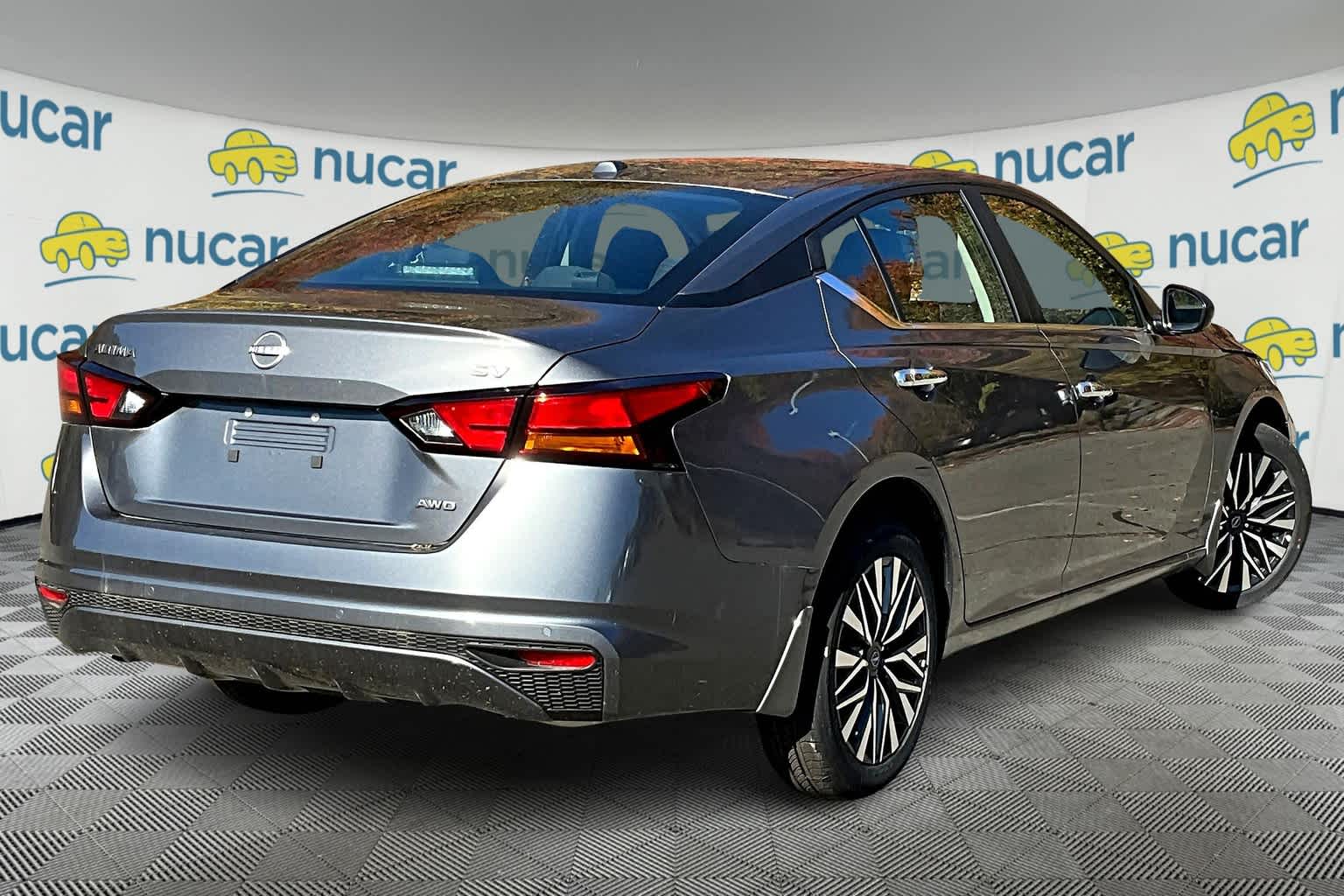 2024 Nissan Altima 2.5 SV - Photo 6