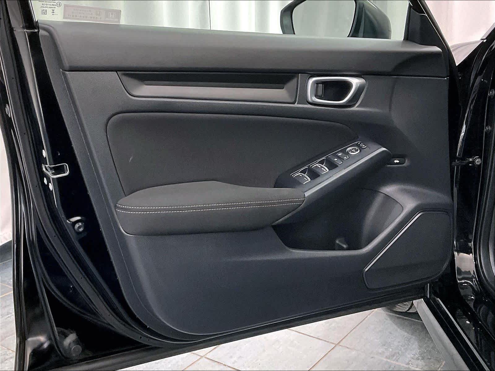 2023 Honda Civic LX - Photo 9