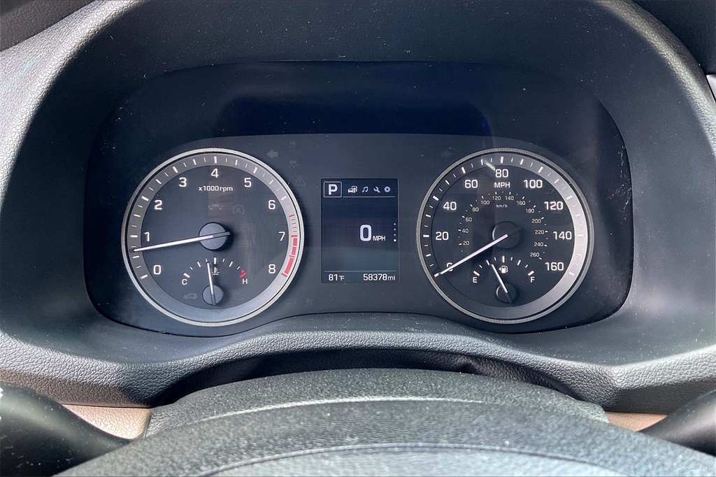 2017 Hyundai Tucson SE - Photo 23