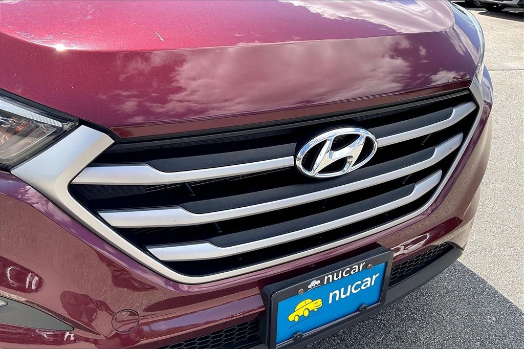 2017 Hyundai Tucson SE - Photo 26