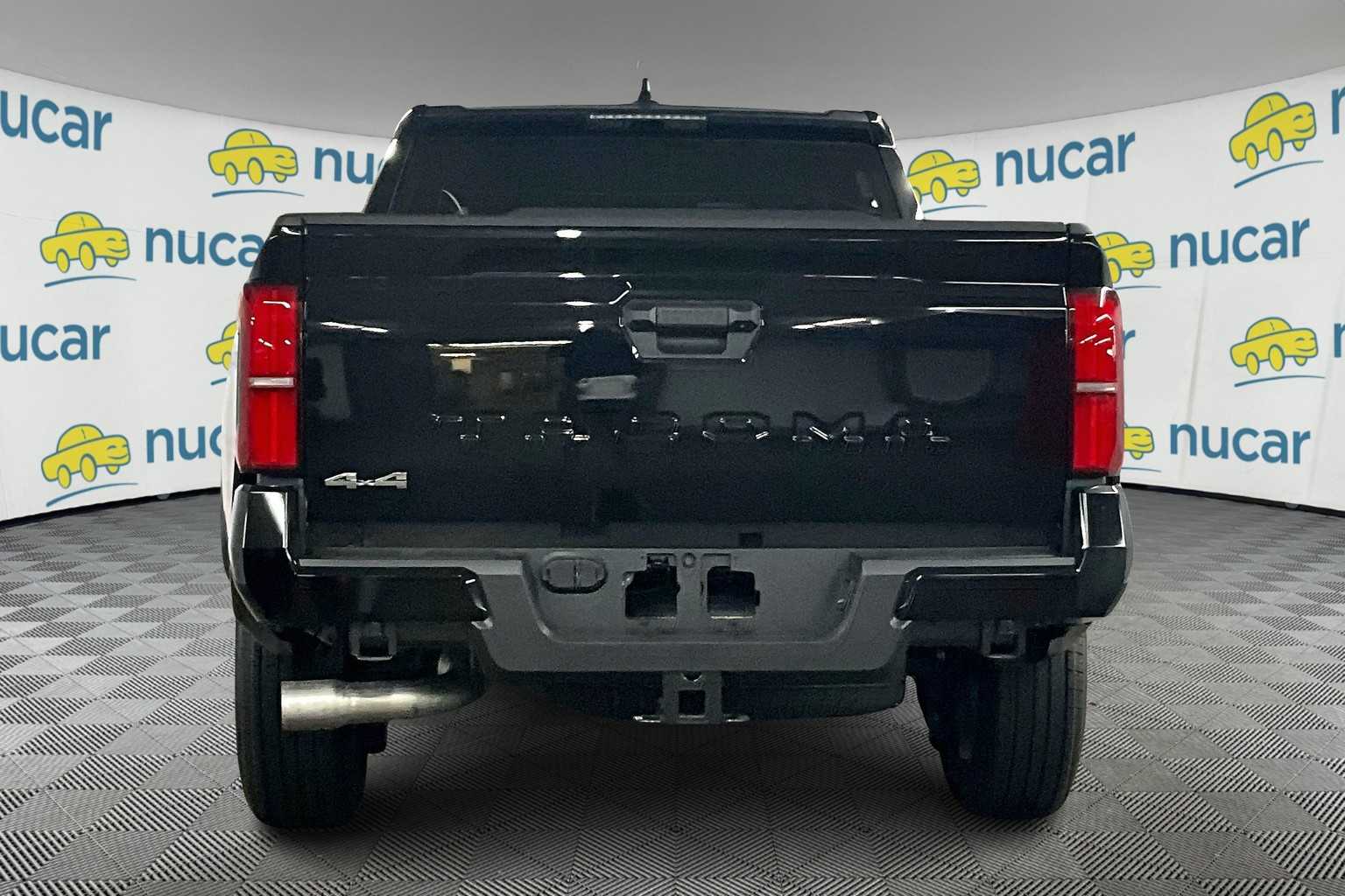 2025 Toyota Tacoma SR5 - Photo 6