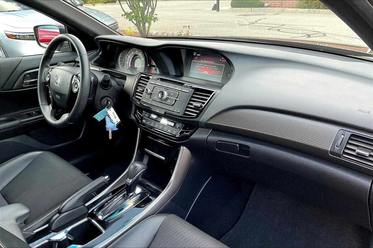 2017 Honda Accord Sport - Photo 14