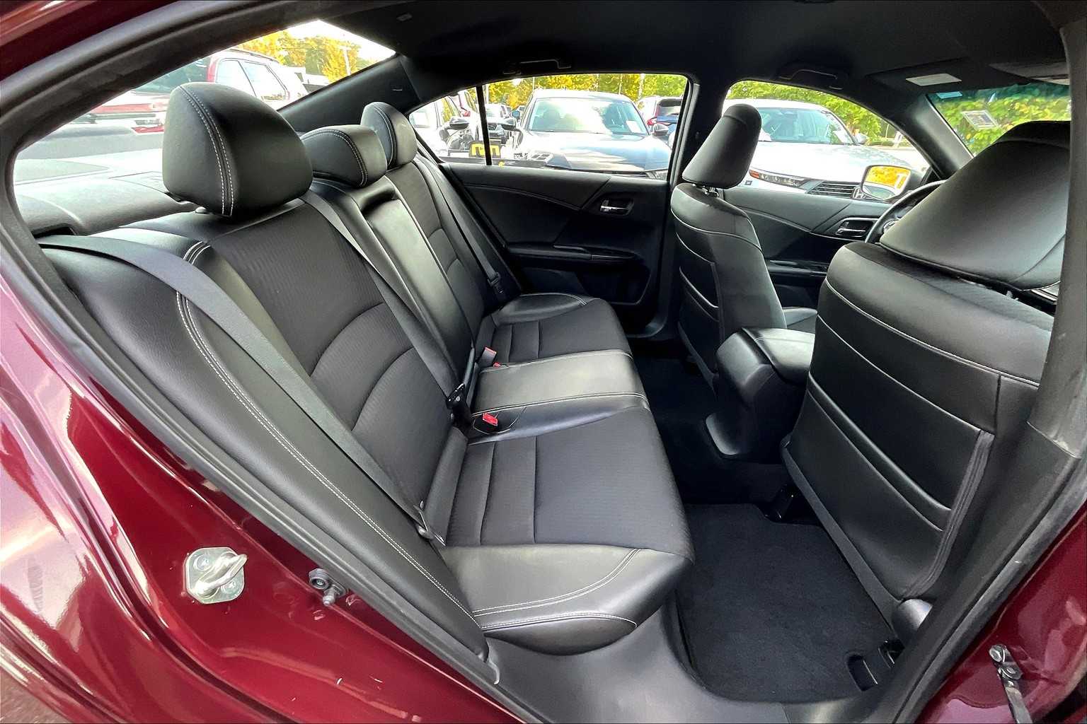 2017 Honda Accord Sport - Photo 16