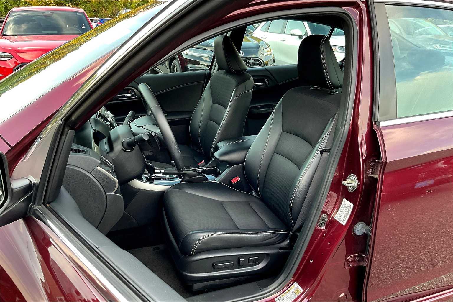 2017 Honda Accord Sport - Photo 10