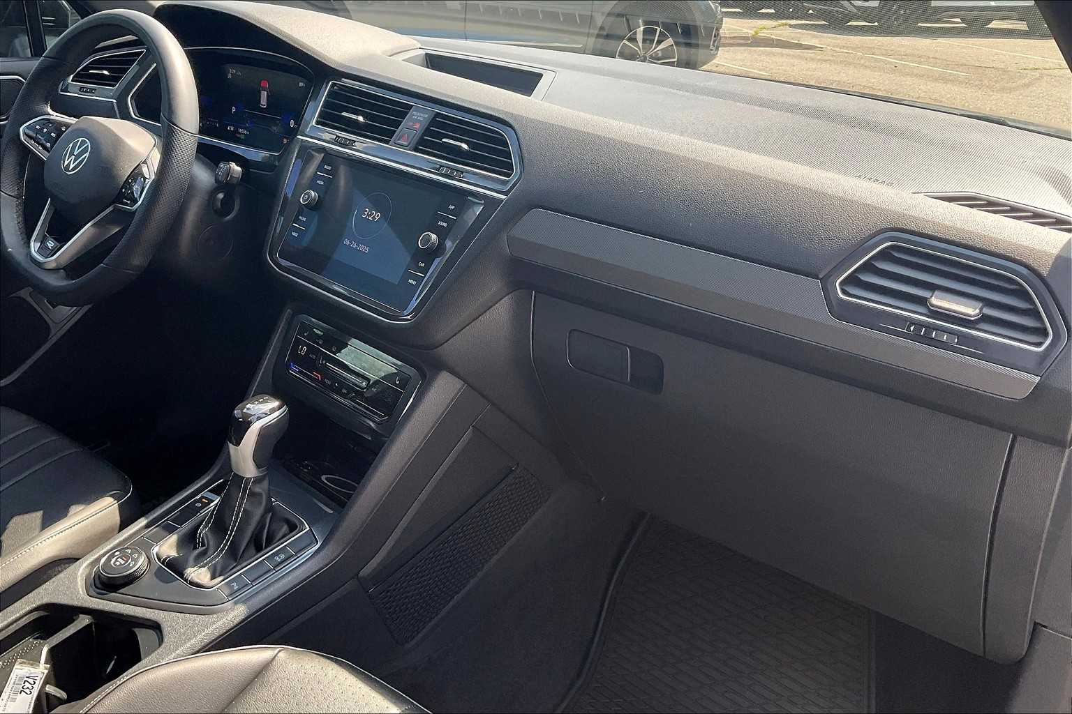 2024 Volkswagen Tiguan SE R-Line Black - Photo 14