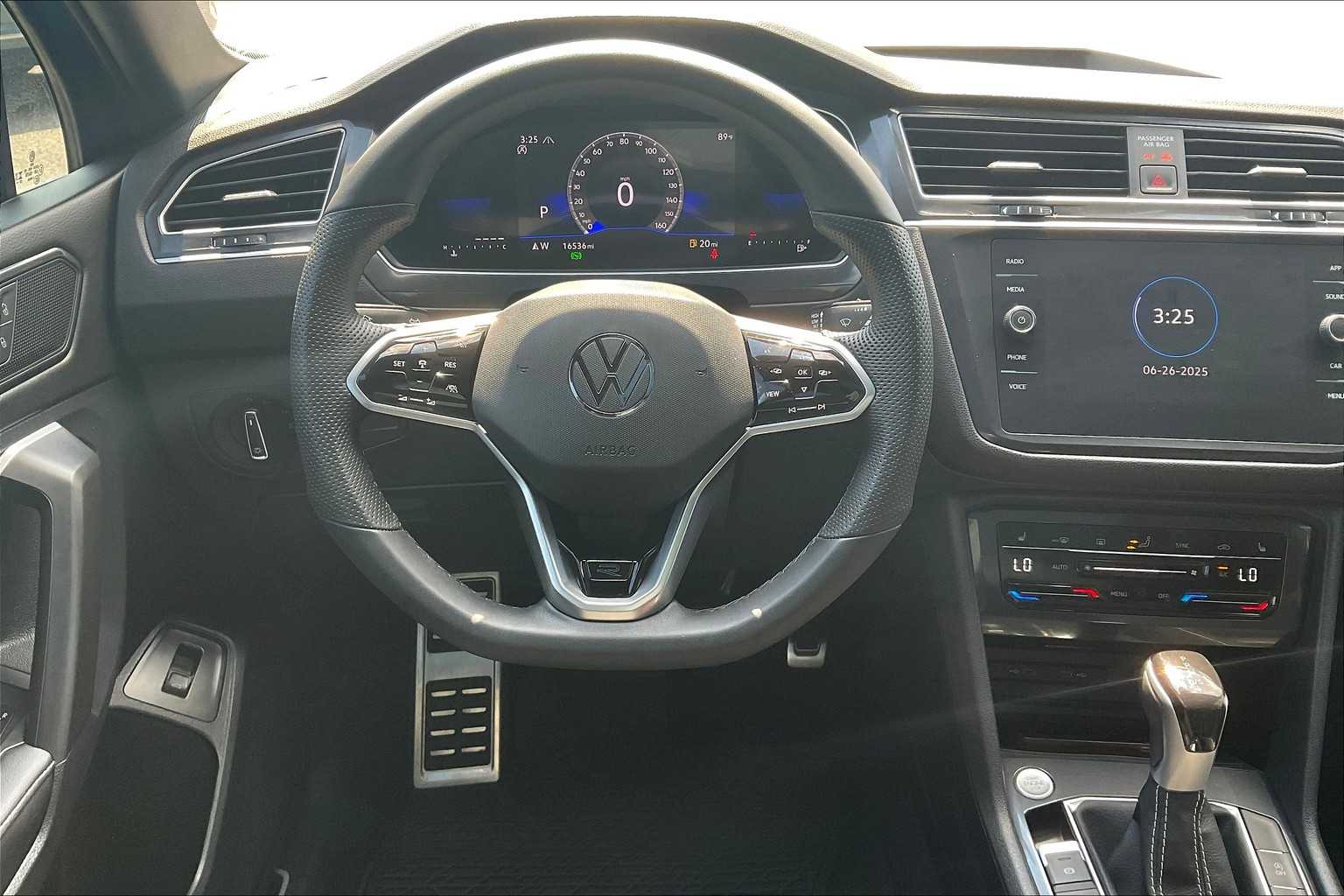 2024 Volkswagen Tiguan SE R-Line Black - Photo 17