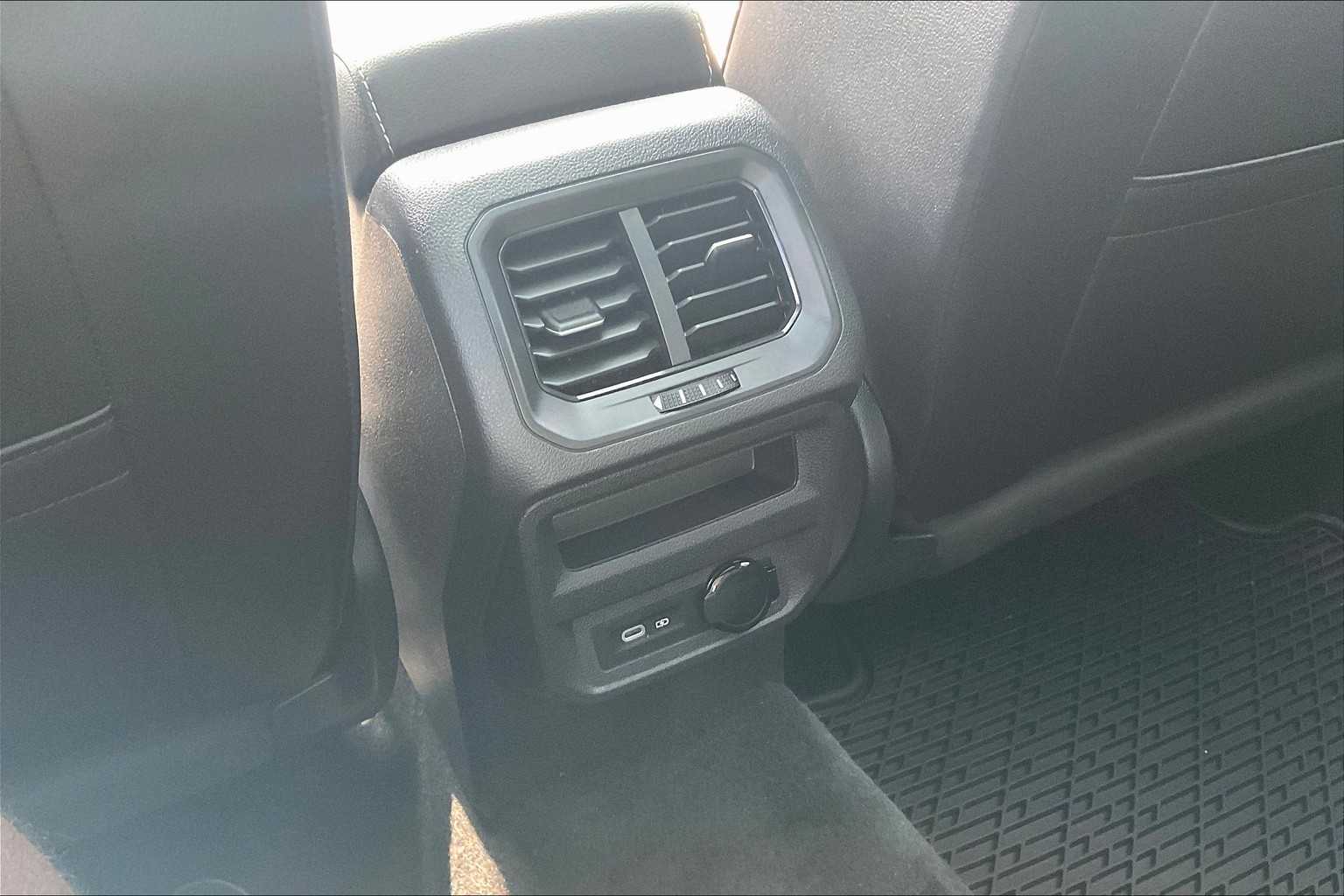 2024 Volkswagen Tiguan SE R-Line Black - Photo 27