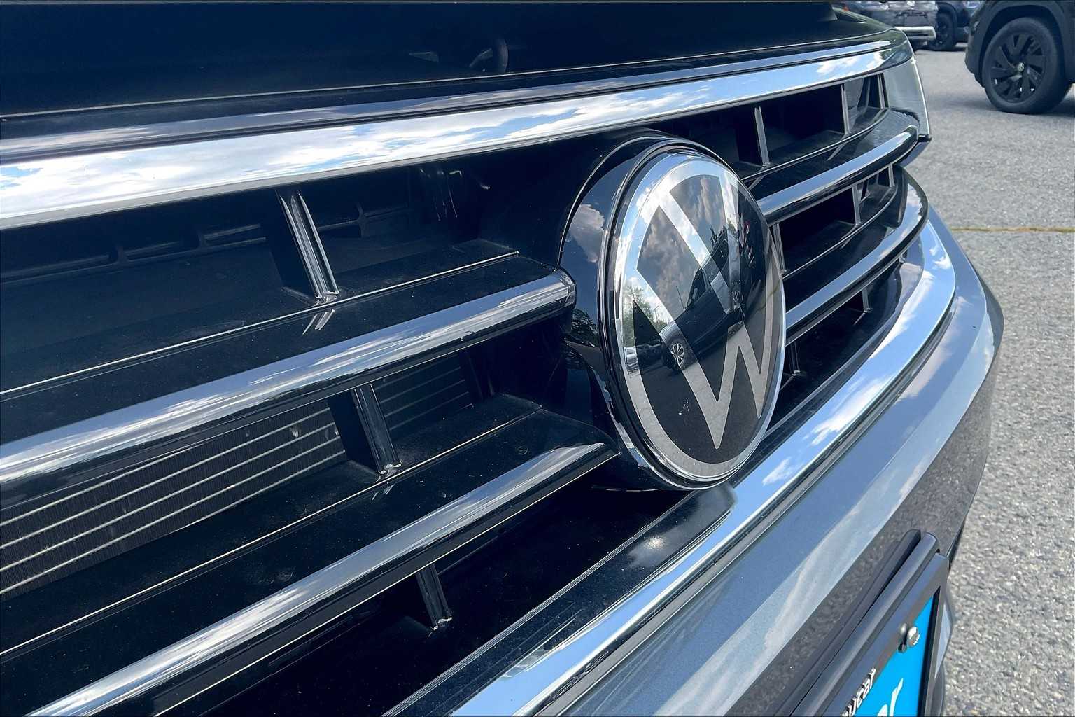 2024 Volkswagen Tiguan SE R-Line Black - Photo 31