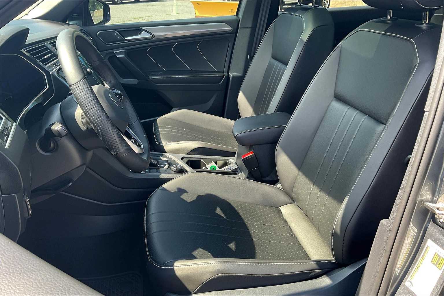 2024 Volkswagen Tiguan SE R-Line Black - Photo 10