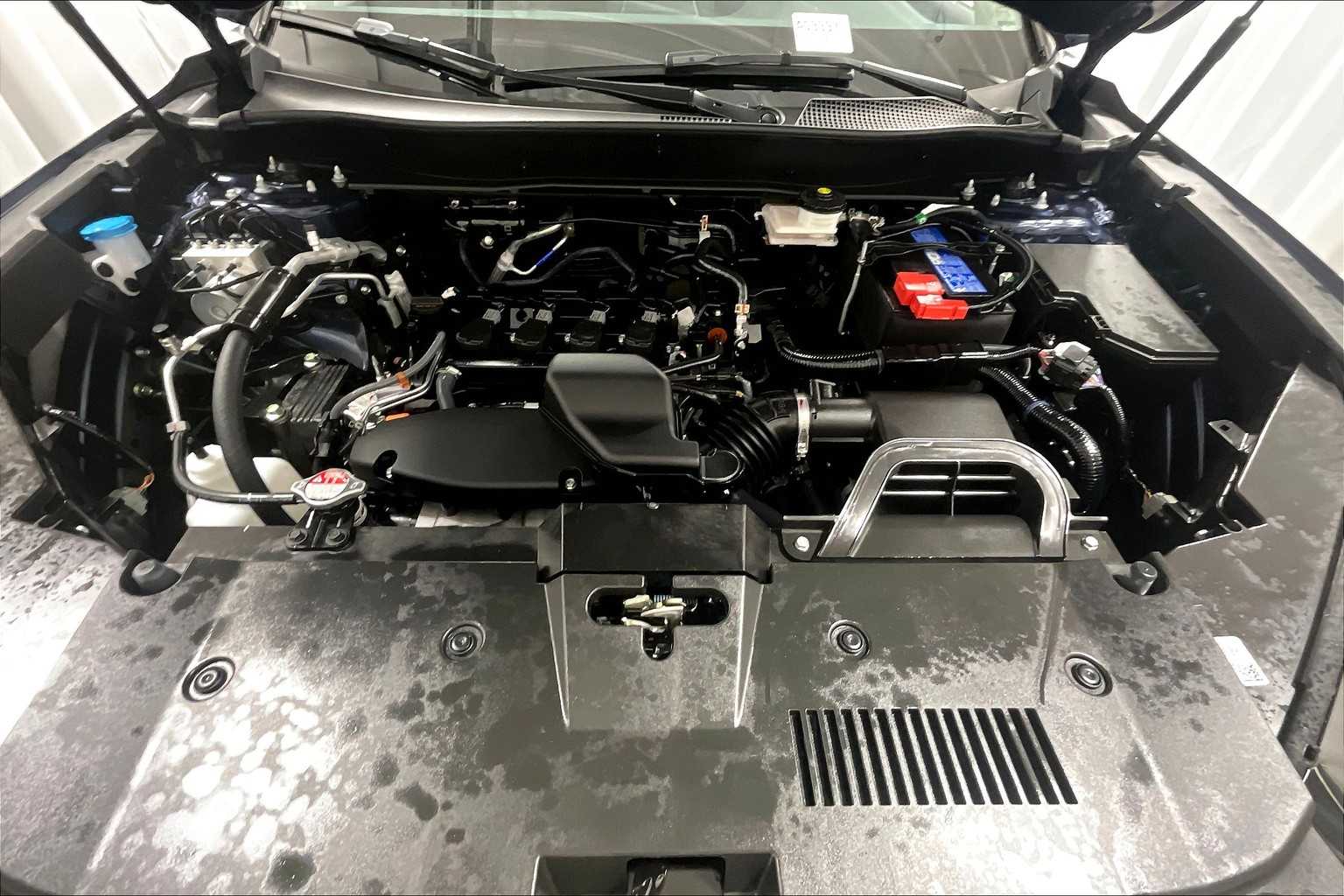 2025 Honda CR-V LX - Photo 29