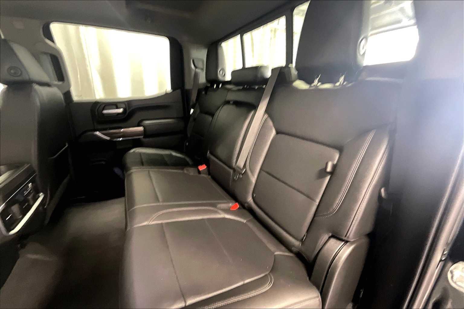 2021 Chevrolet Silverado 1500 LTZ - Photo 15