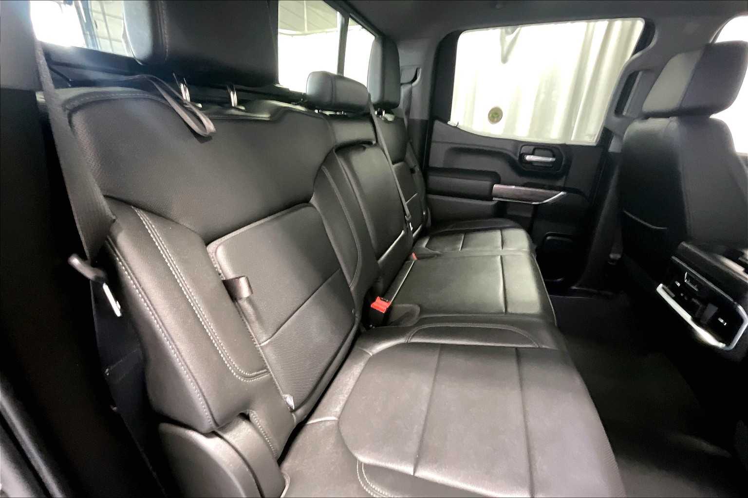 2021 Chevrolet Silverado 1500 LTZ - Photo 16