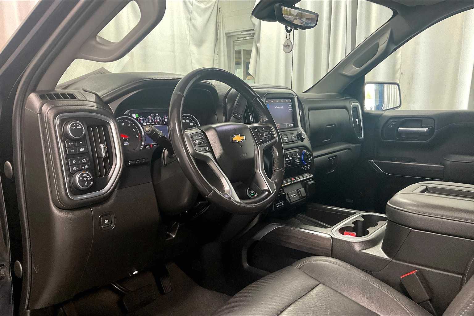 2021 Chevrolet Silverado 1500 LTZ - Photo 8