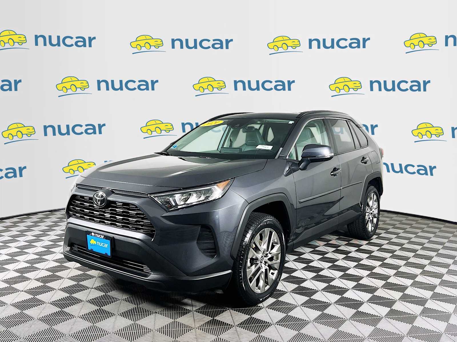 2021 Toyota RAV4 XLE Premium - Photo 3