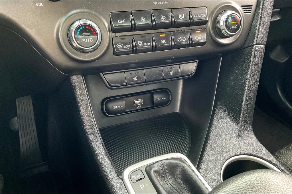 2022 Kia Sportage LX - Photo 12