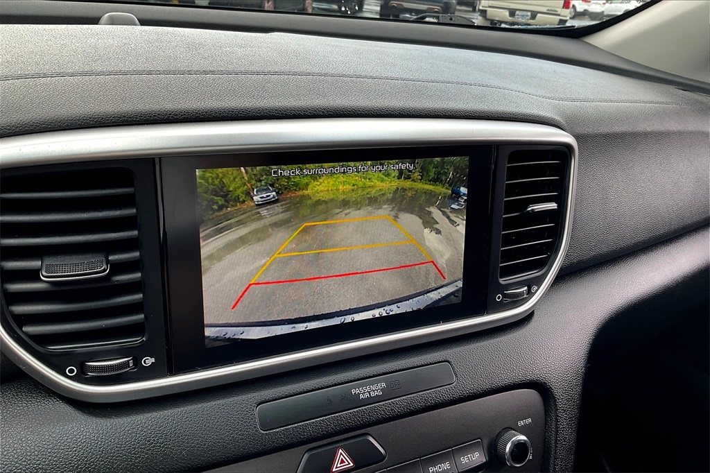 2022 Kia Sportage LX - Photo 16
