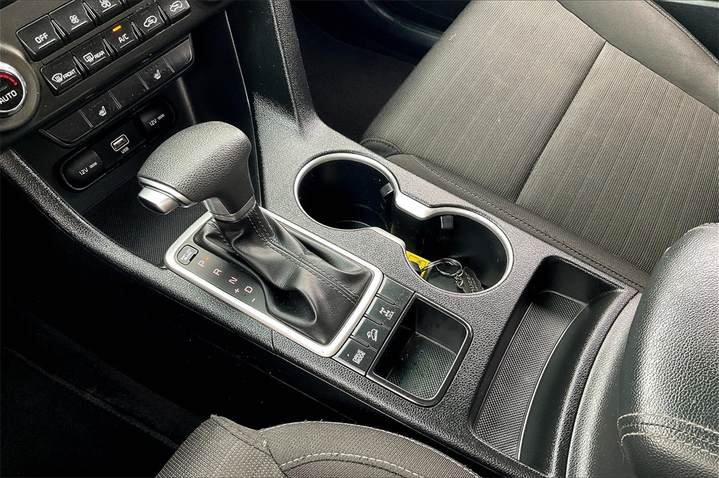 2022 Kia Sportage LX - Photo 20