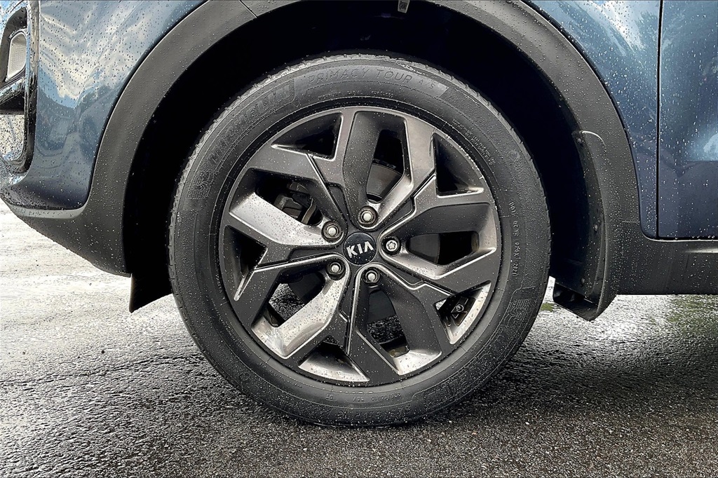 2022 Kia Sportage LX - Photo 22