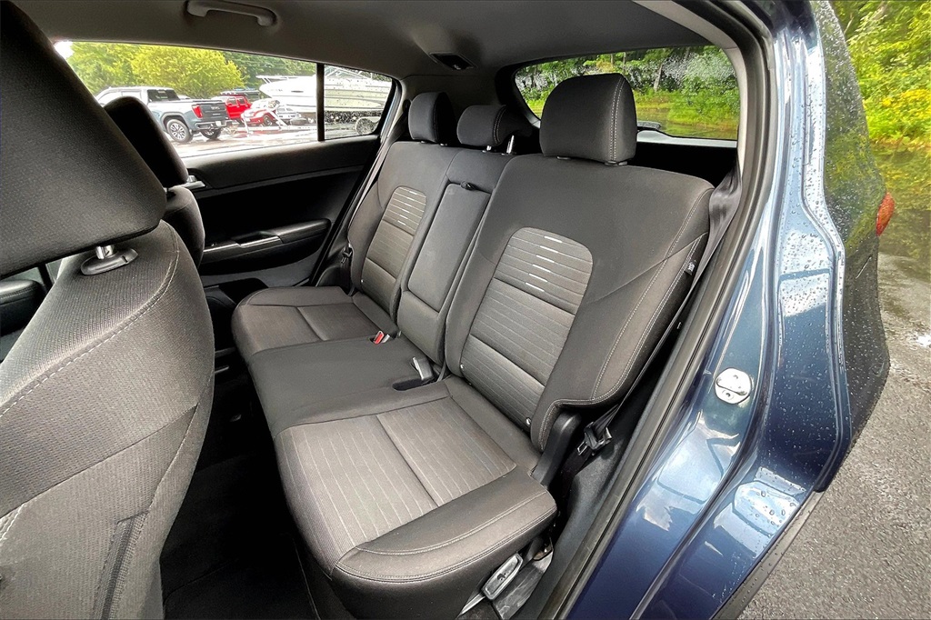 2022 Kia Sportage LX - Photo 25