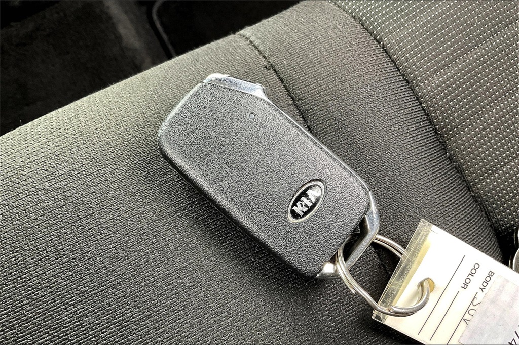 2022 Kia Sportage LX - Photo 29