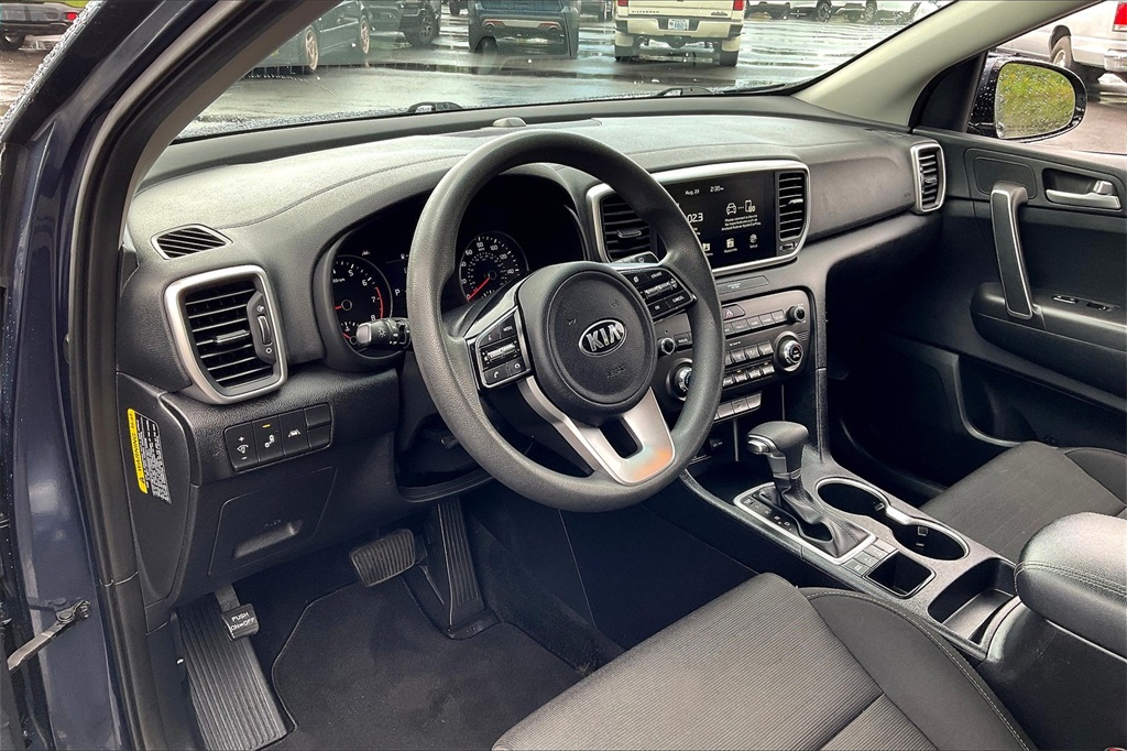 2022 Kia Sportage LX - Photo 8