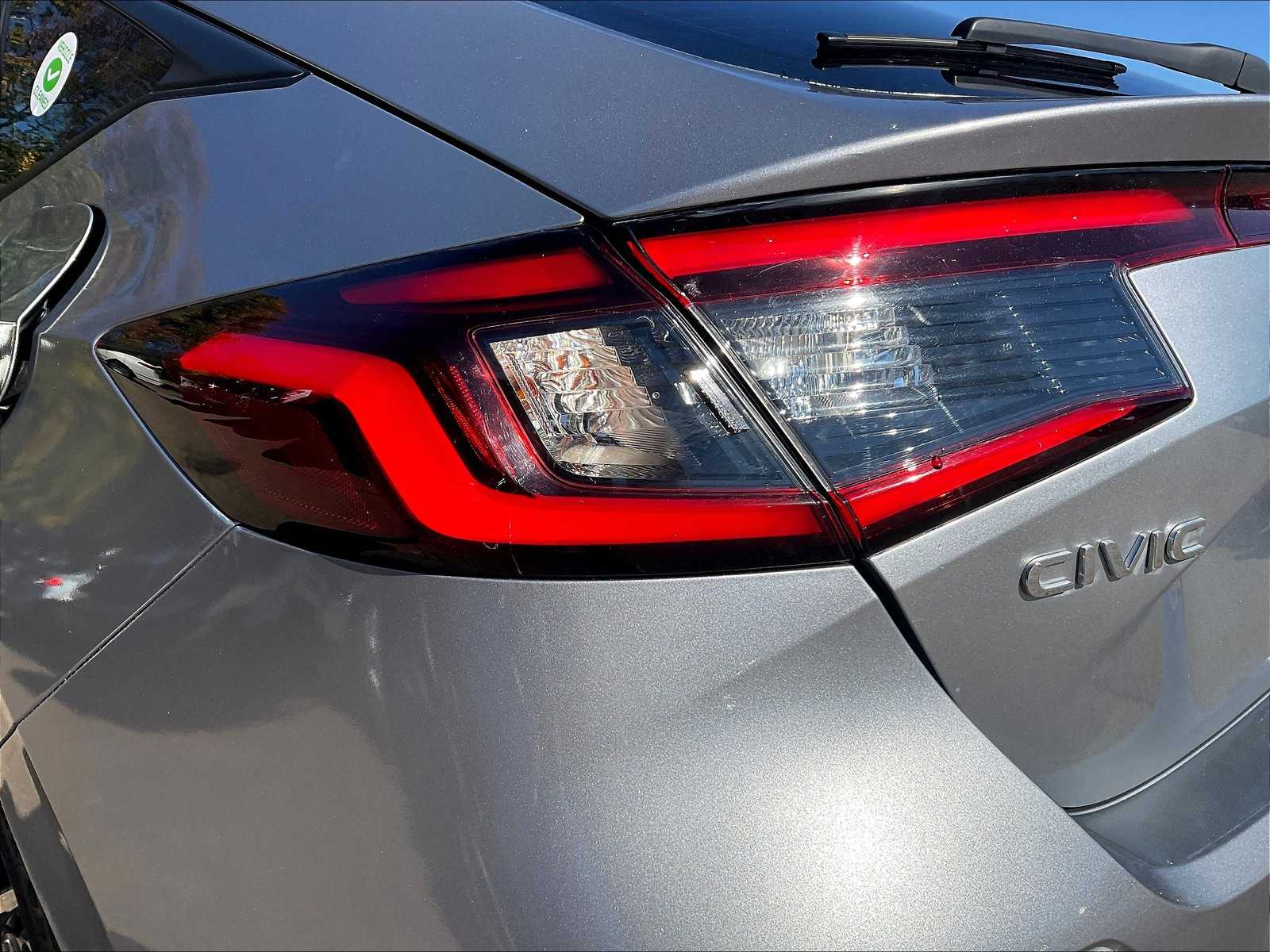 2024 Honda Civic Hatchback Sport - Photo 33