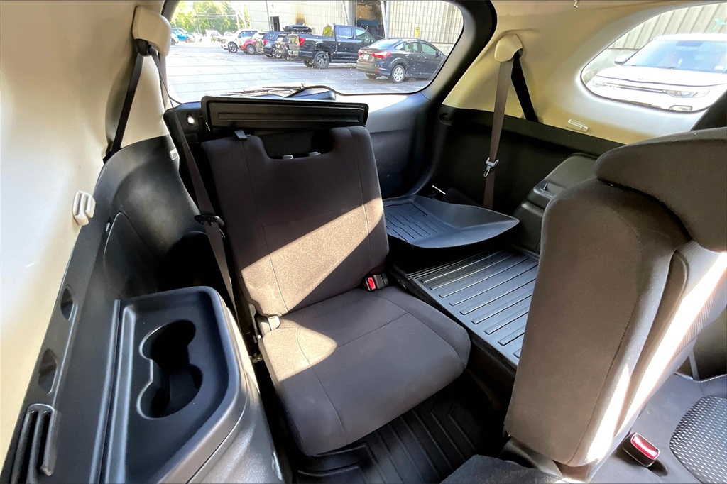 2018 Mitsubishi Outlander ES - Photo 17