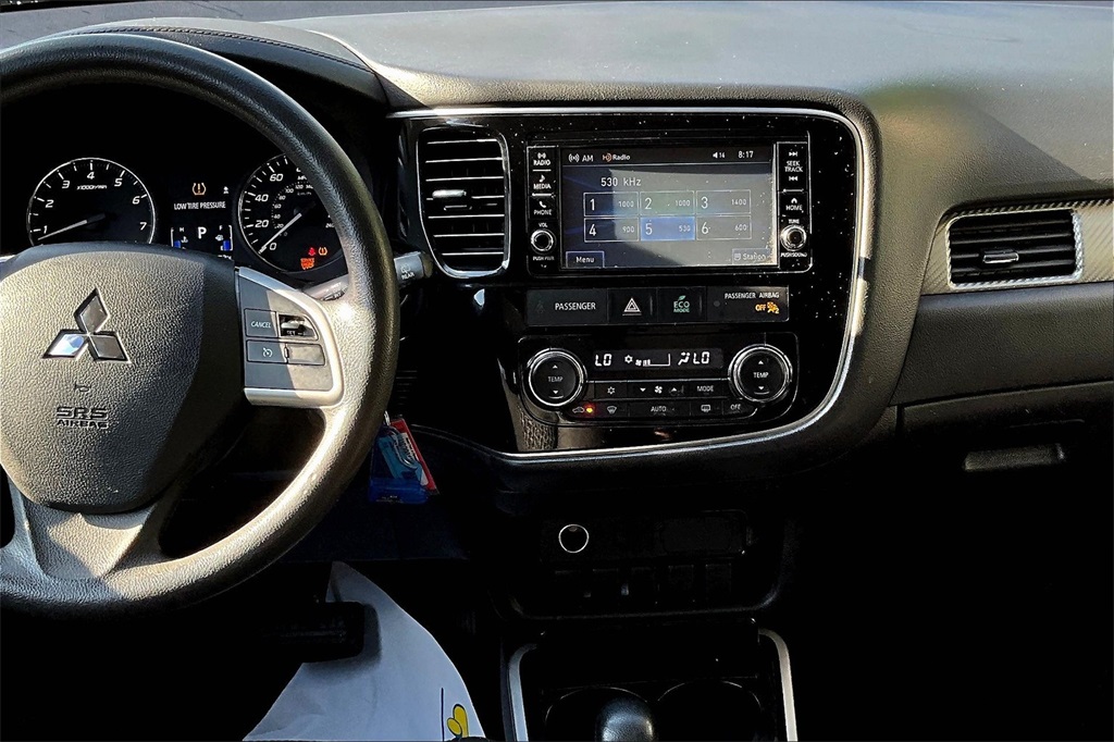 2018 Mitsubishi Outlander ES - Photo 19