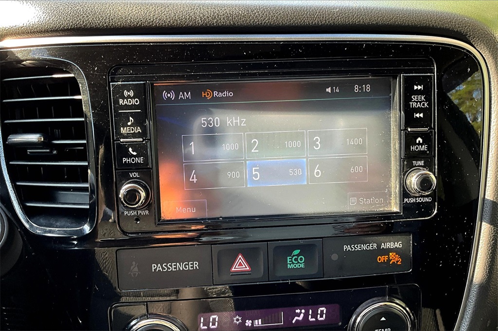 2018 Mitsubishi Outlander ES - Photo 20